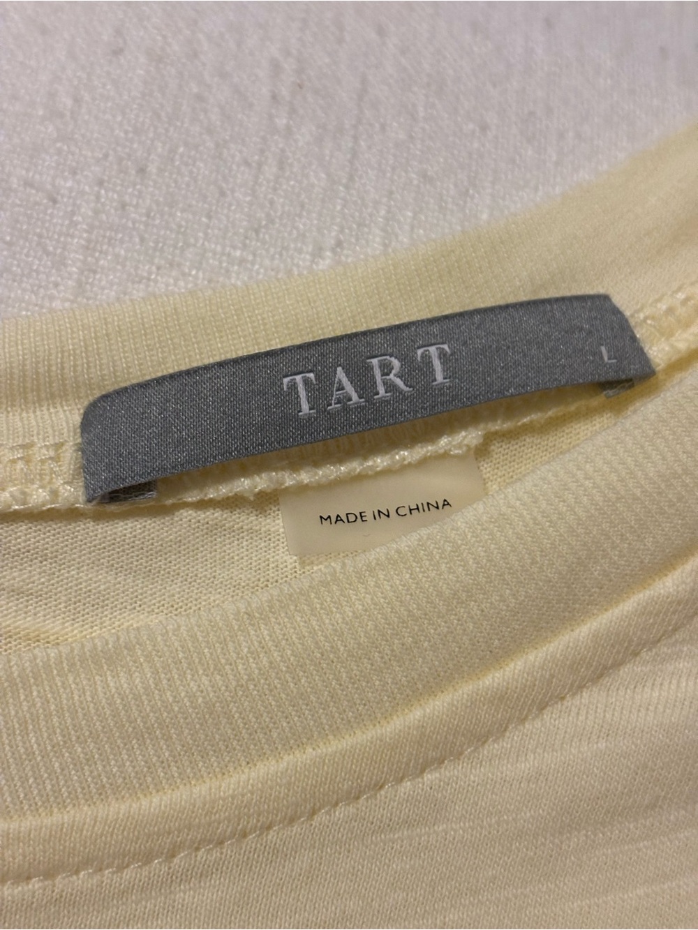 TART Women's pale yellow Short Sleeve Top